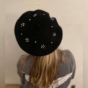 Black beret with gems